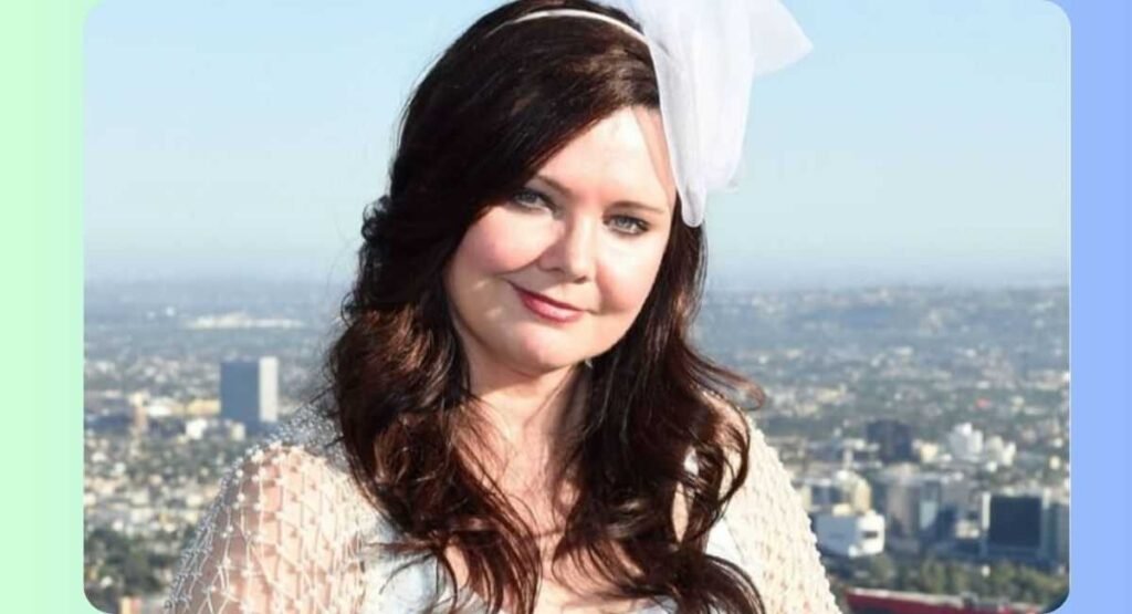 How Old Is Dee Dee Benkie?